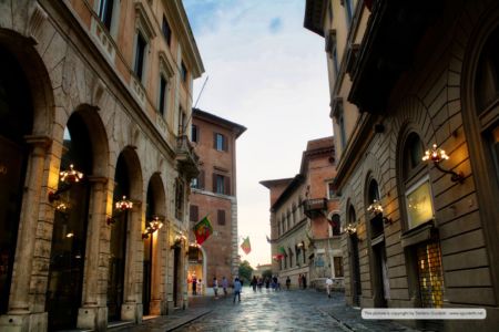 Via dei Montanini